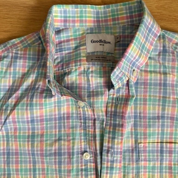 Men's Slim Fit Performance Dress Long Sleeve Button-Down Shirt - Goodfellow & Co - Picture 2 of 2